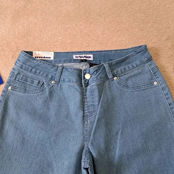 ❤️ NWT Nygard Skinny Crop Denim Size 12 Women's Slim Leg Stretch Jeans Blue - Picture 2 of 12